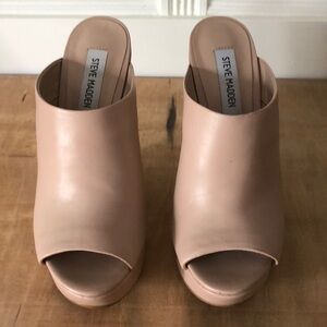 Madden platform wedge. Summer fun!